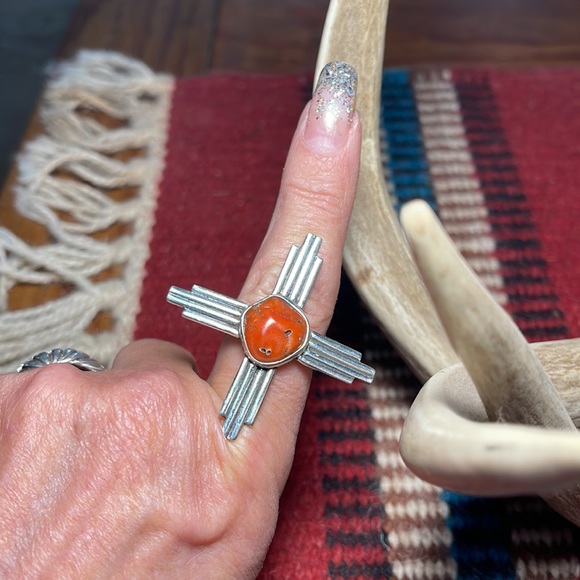 SOLD…Native Red Coral Sterling Zia Adjustable Ring - Picture 4 of 4